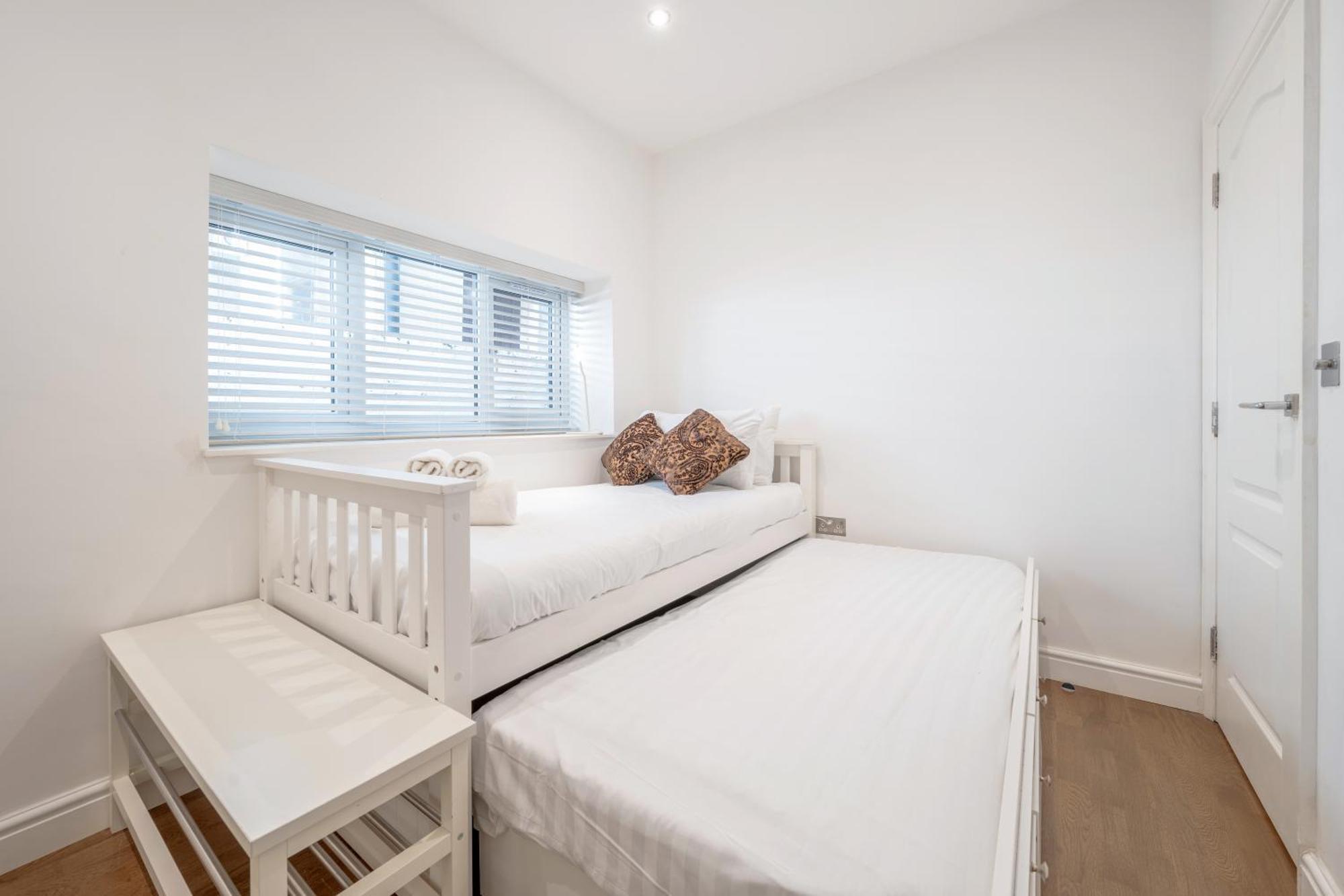 Maida Vale Gem By Little Venice With Stunning Garden * Londra